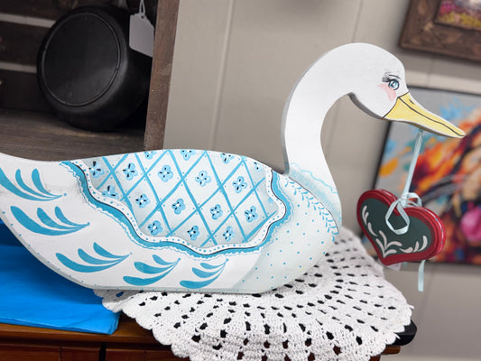 Wooden Goose W/ Hanging Heart